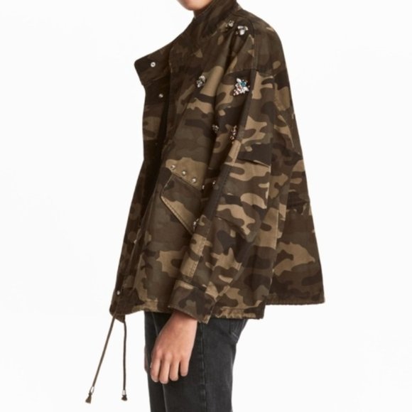 H&M Jackets & Blazers - H&M Camo Jacket w Jeweled Bees and Studs Small Oversized Camouflage